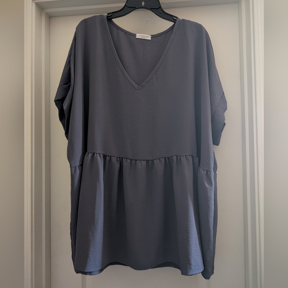 V-Neck Short Sleeve Flowy Babydoll Top - Gray Size 2XL